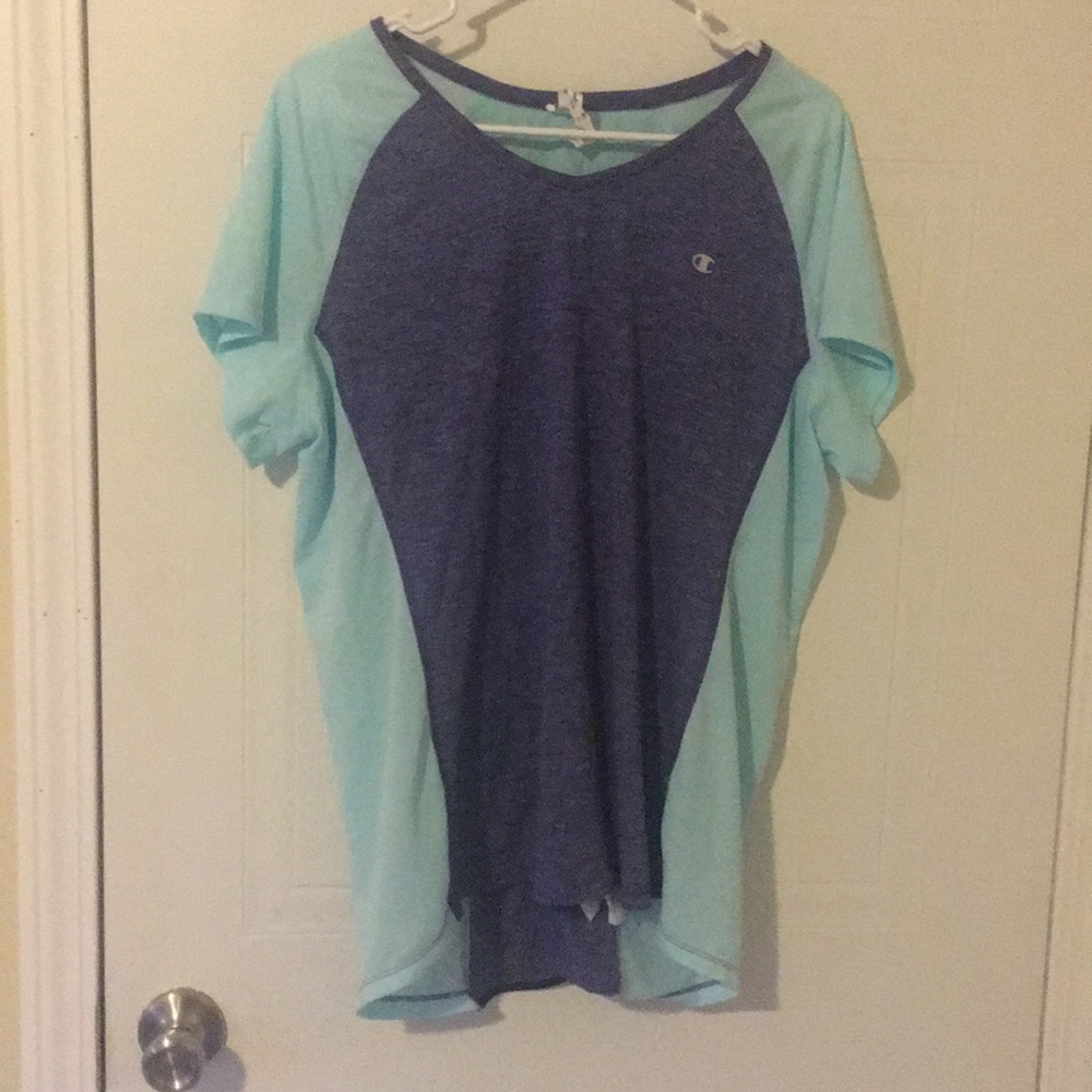 Champion Tee shirt